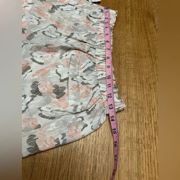 Free People Movement NWT In The Wild Printed Shorts sz XS $68 MSRP - Picture 5 of 16